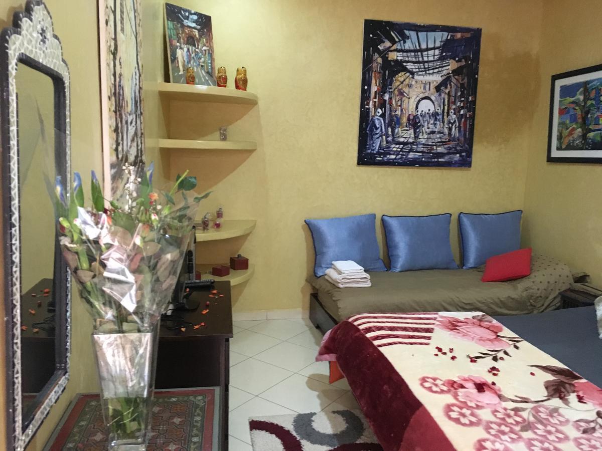 Europa Mirlef T Aventur Guest House Мирлефт Экстерьер фото