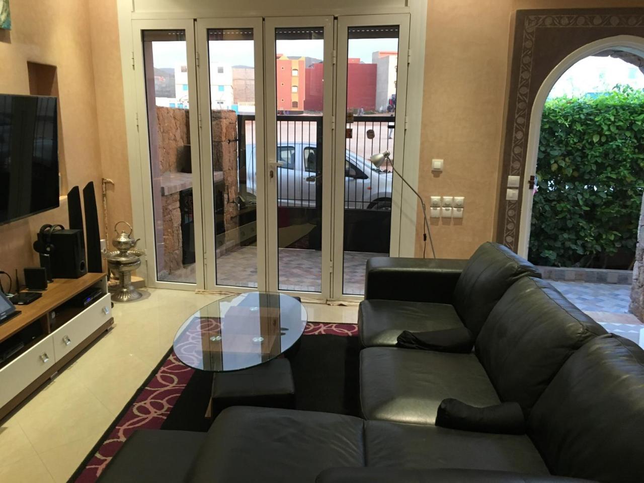 Europa Mirlef T Aventur Guest House Мирлефт Экстерьер фото