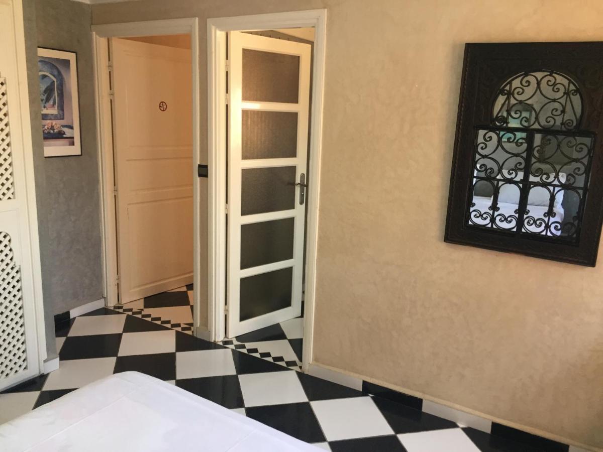 Europa Mirlef T Aventur Guest House Мирлефт Экстерьер фото